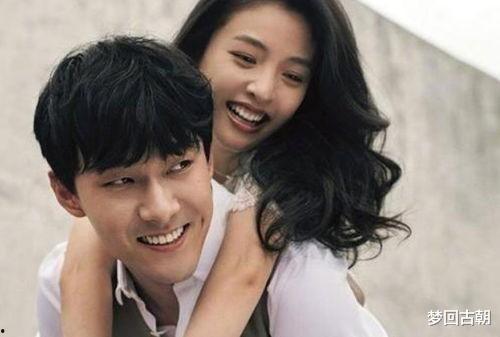 娱乐圈吃瓜夫妻小说推荐,揭秘那些隐藏在闪光灯下的爱情故事  第1张